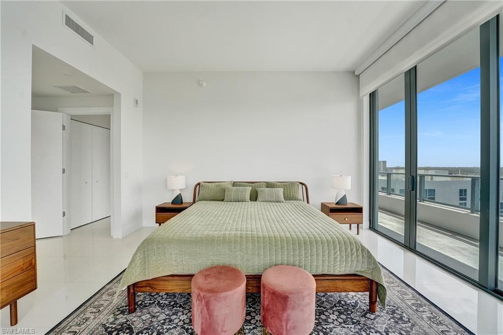 2960 NE 207 ST # 1205, AVENTURA FL 33180-25