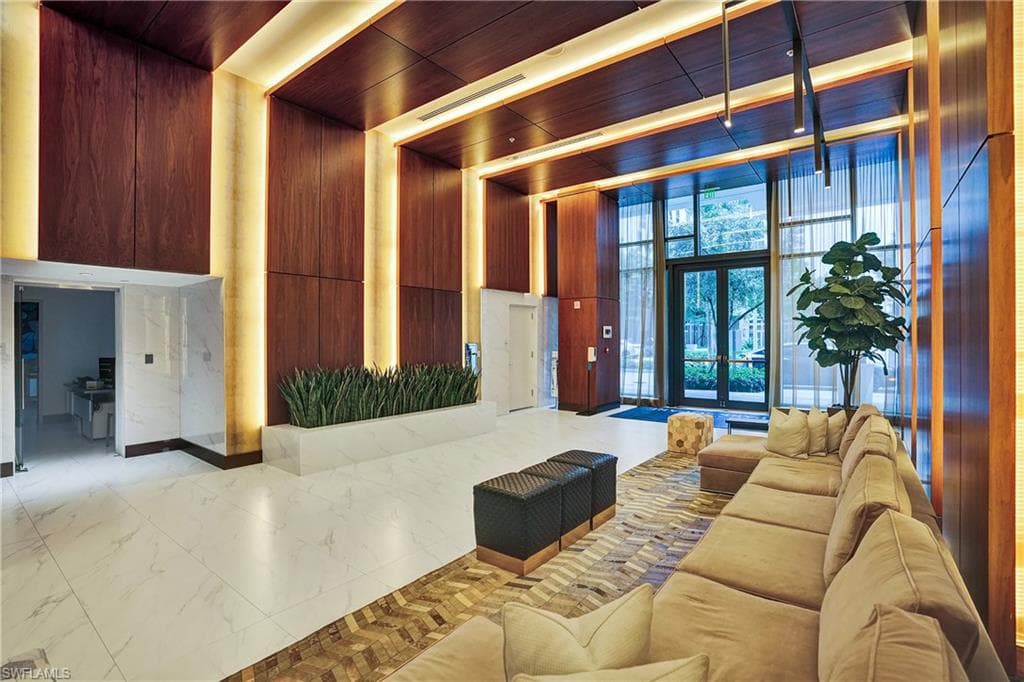 2960 NE 207 ST # 1205, AVENTURA FL 33180-2