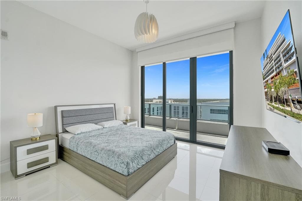 2960 NE 207 ST # 1205, AVENTURA FL 33180-35