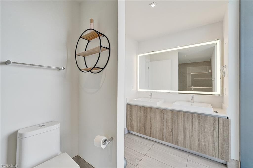 2960 NE 207 ST # 1205, AVENTURA FL 33180-33