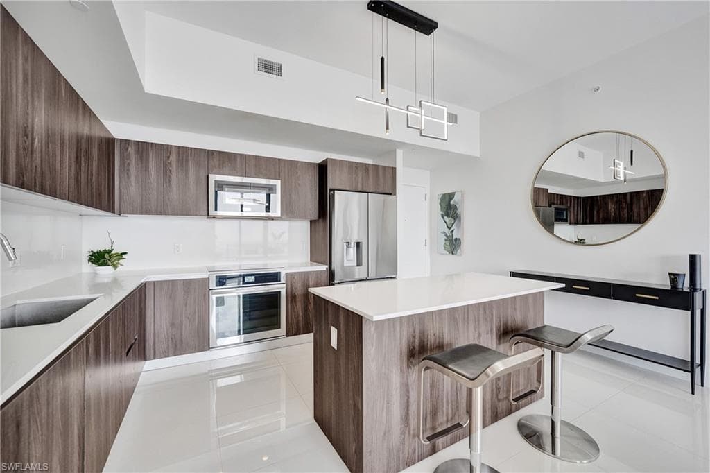 2960 NE 207 ST # 1205, AVENTURA FL 33180-18