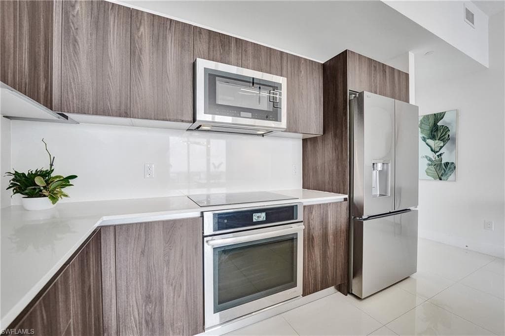 2960 NE 207 ST # 1205, AVENTURA FL 33180-20