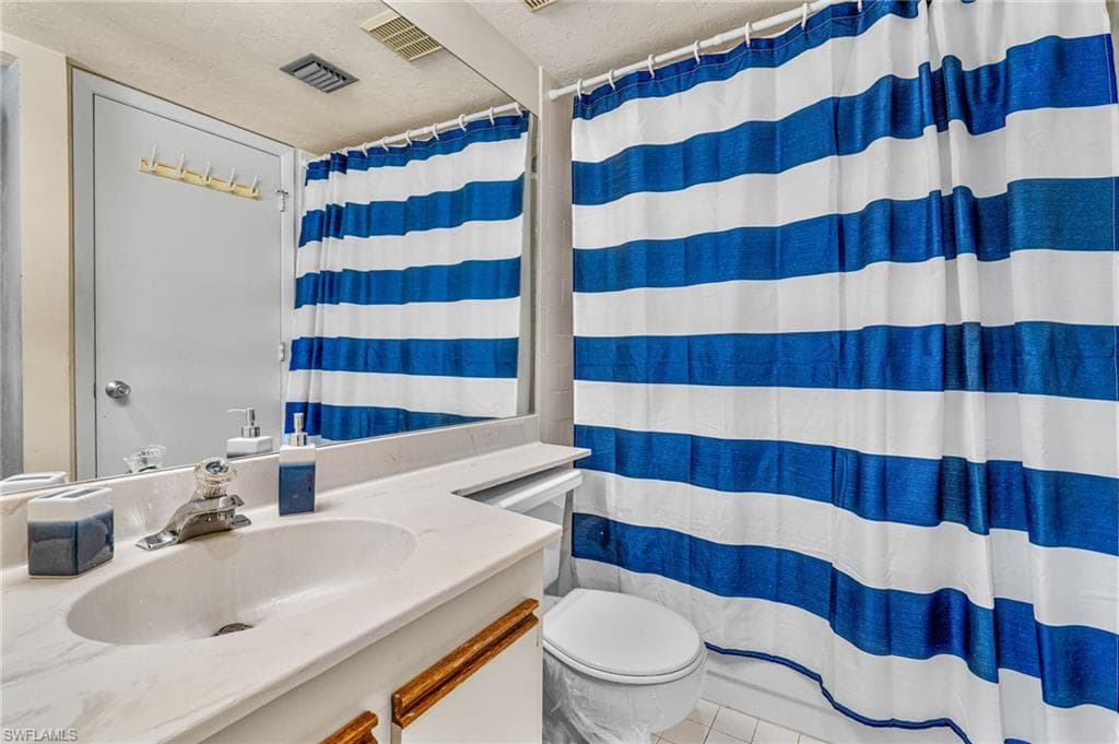 2155 San Marco RD # 204, MARCO ISLAND FL 34145-16