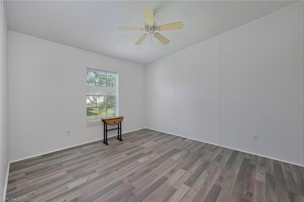 276 Grosbeak LN # 276, NAPLES FL 34114-9