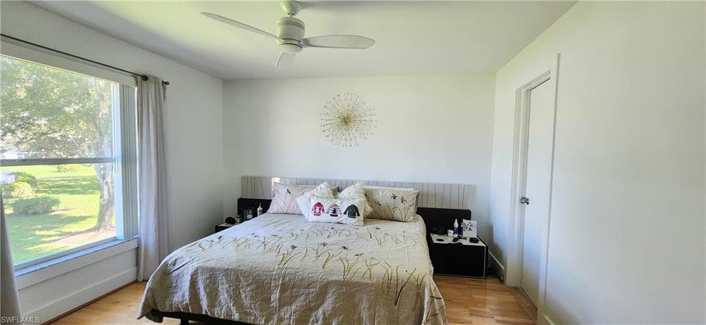 1330 Derbyshire CT # E203, NAPLES FL 34116-14