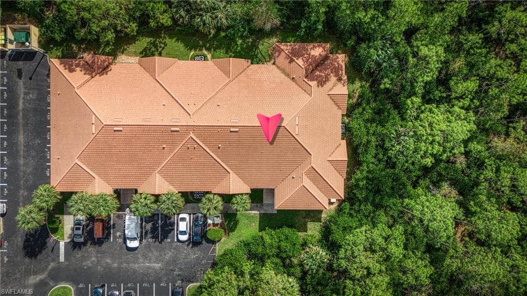 8290 Ibis Club LN # 902, NAPLES FL 34104-26