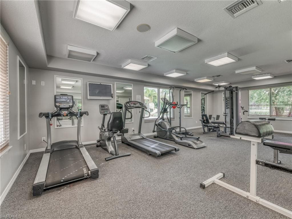 8290 Ibis Club LN # 902, NAPLES FL 34104-31