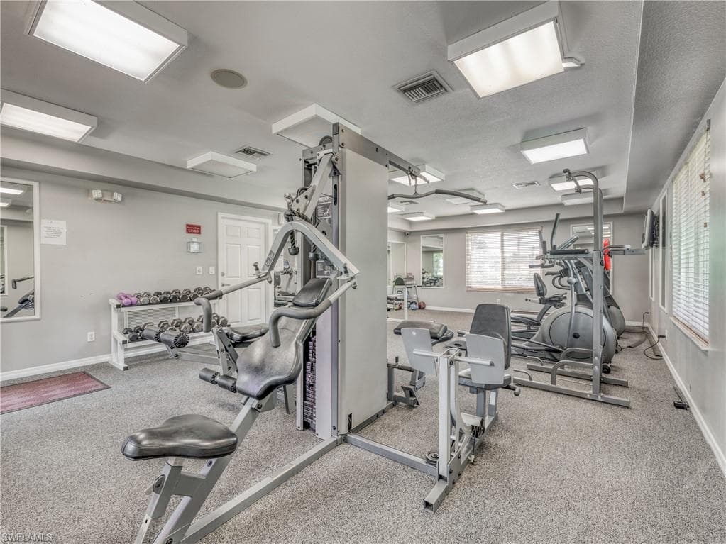 8290 Ibis Club LN # 902, NAPLES FL 34104-32