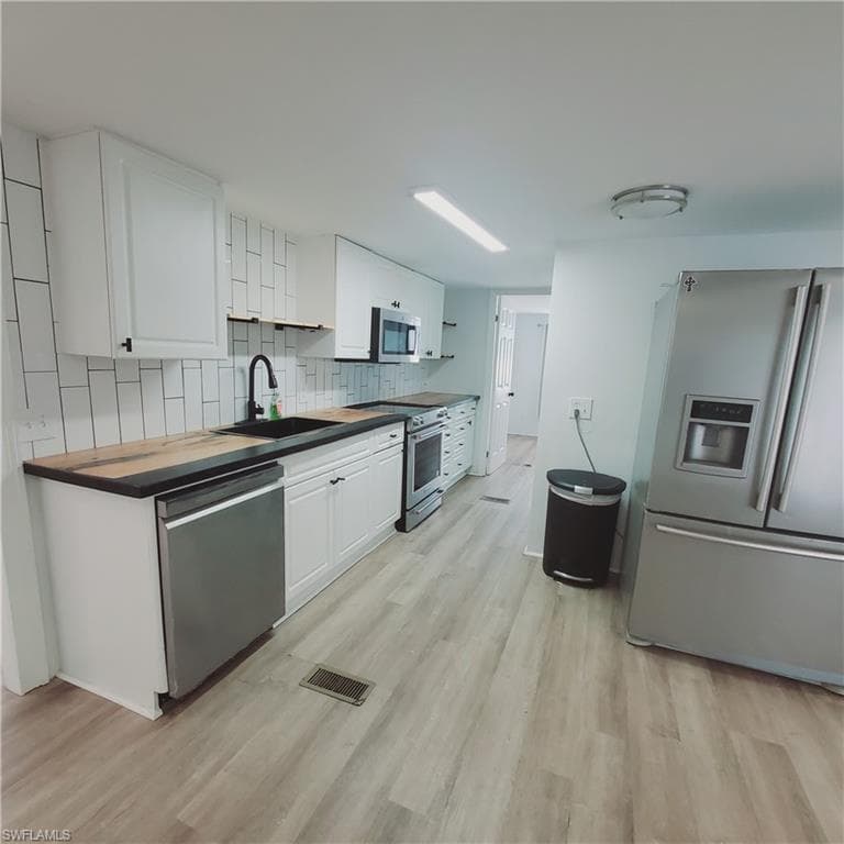 26222 Earl RD, BONITA SPRINGS FL 34135-2