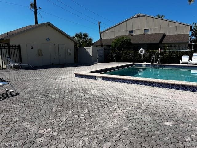 5270 Cedarbend DR # 1, FORT MYERS FL 33919-17