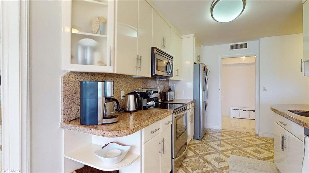 1912 S OCEAN DR # 9A, HALLANDALE BEACH FL 33009-21