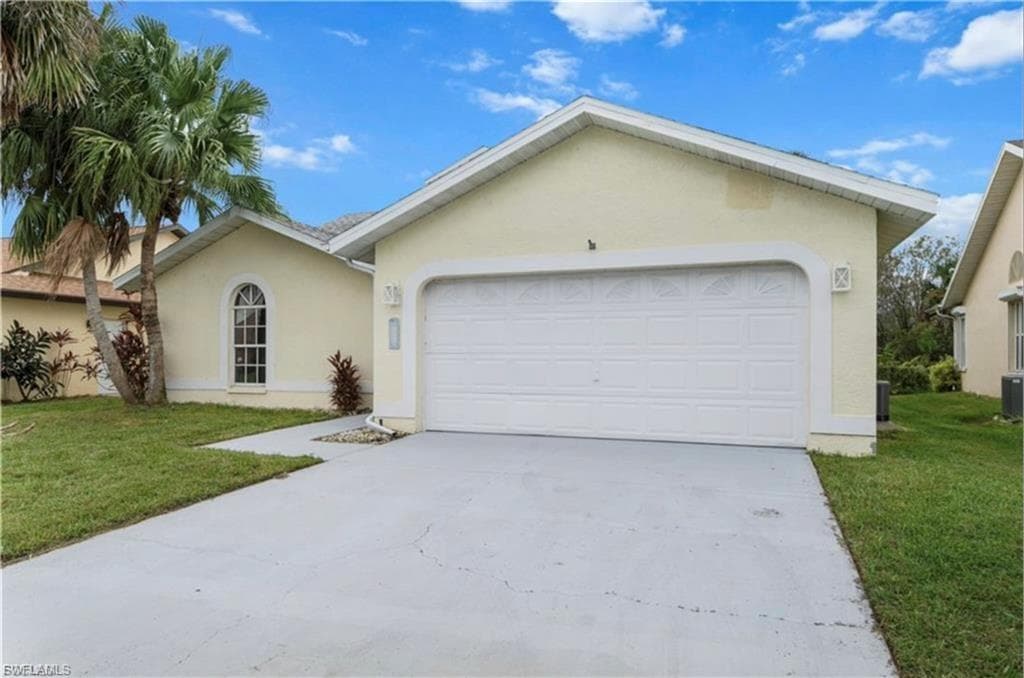3832 Sabal Springs BLVD, NORTH FORT MYERS FL 33917-1