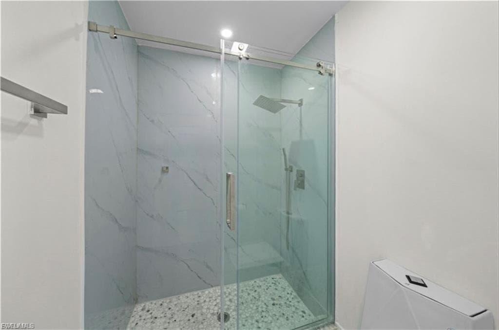 3832 Sabal Springs BLVD, NORTH FORT MYERS FL 33917-18