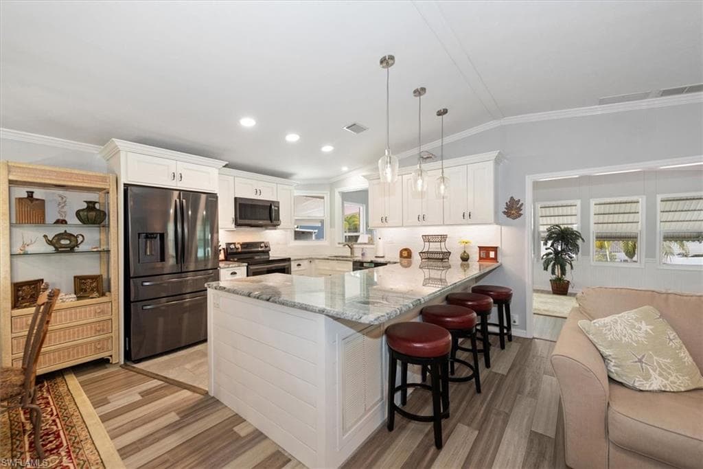 102 Elise DR-5