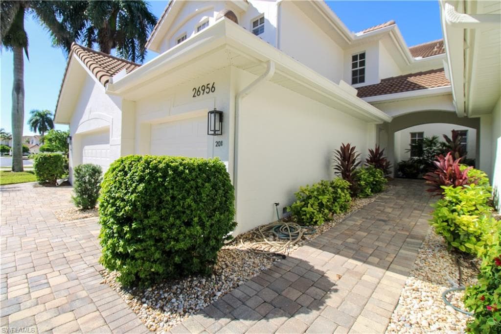 26956 Montego Pointe CT # 201, BONITA SPRINGS FL 34134-5
