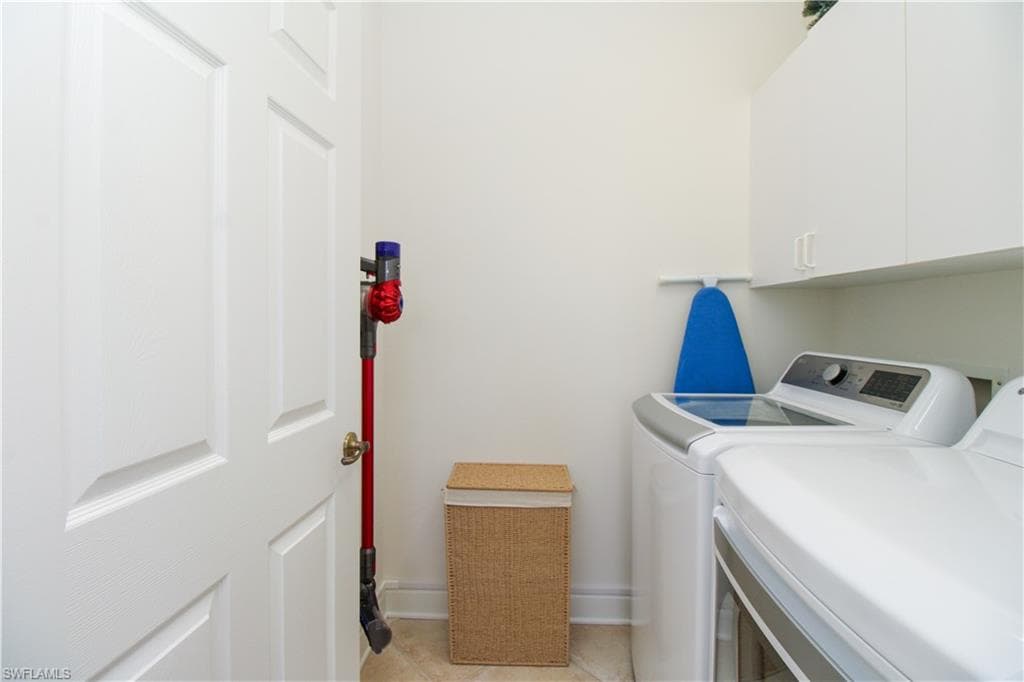 26956 Montego Pointe CT # 201, BONITA SPRINGS FL 34134-37