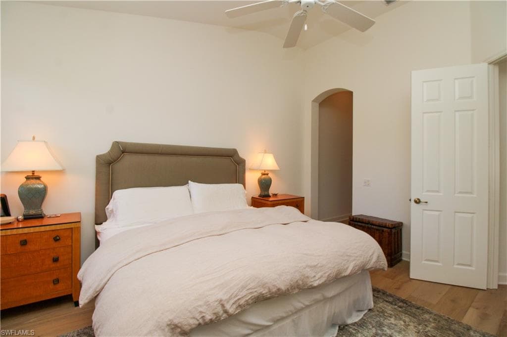 26956 Montego Pointe CT # 201, BONITA SPRINGS FL 34134-28