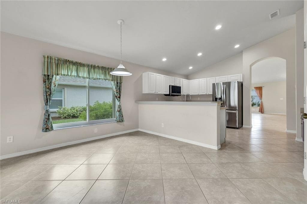 15645 Beachcomber AVE, FORT MYERS FL 33908-15