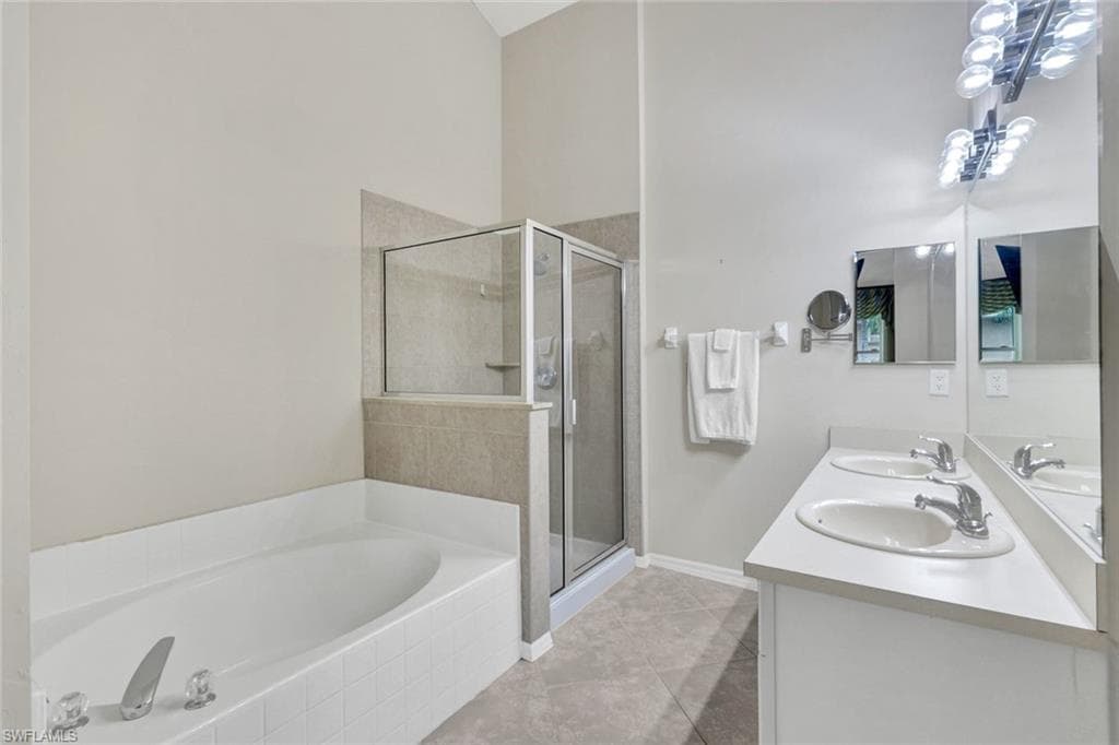 15645 Beachcomber AVE, FORT MYERS FL 33908-20