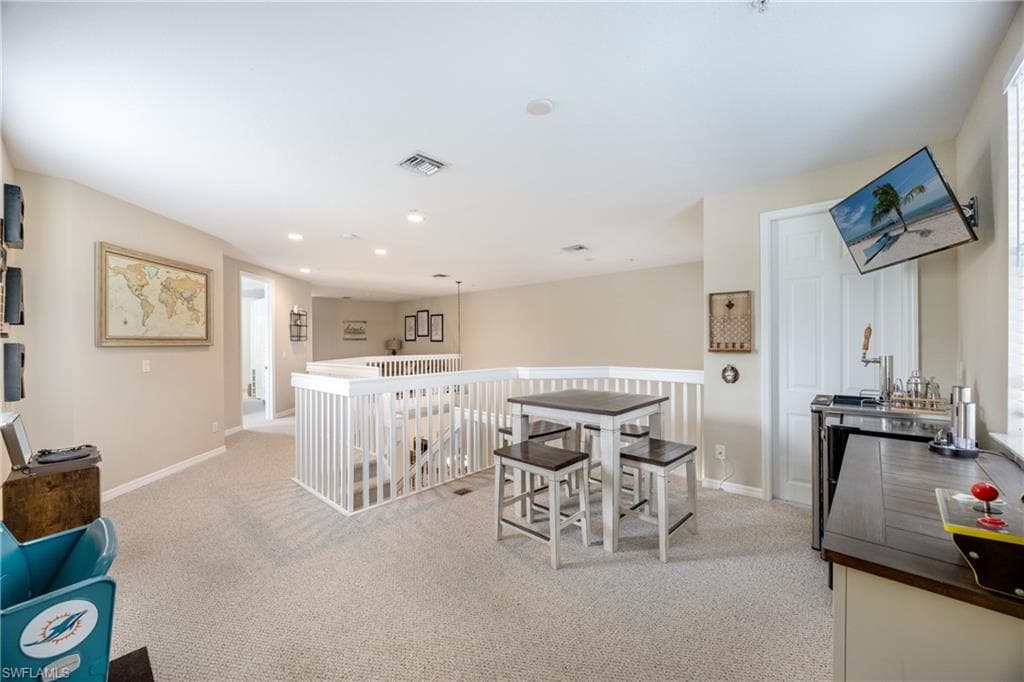 1320 Mariposa CIR 104-20