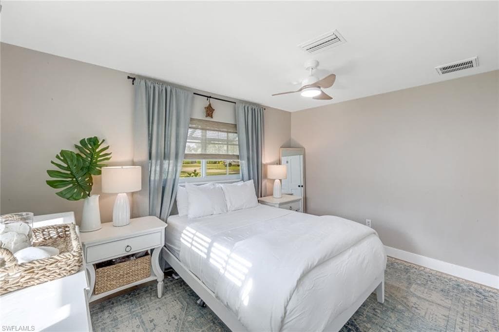 1086 N Town And River DR, FORT MYERS FL 33919-15