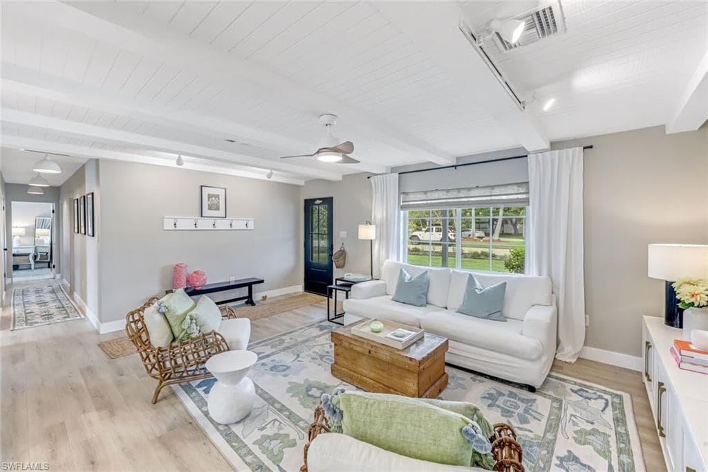 1086 N Town And River DR, FORT MYERS FL 33919-4