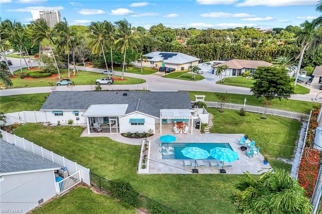 1086 N Town And River DR, FORT MYERS FL 33919-38