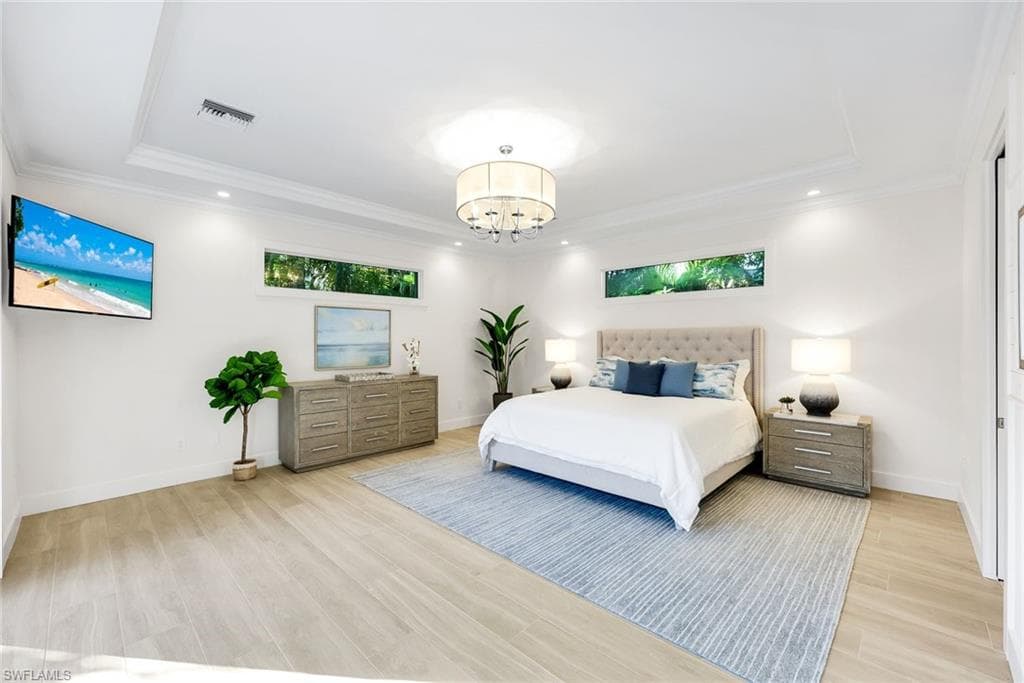 2100 Curtis ST, NAPLES FL 34112-12