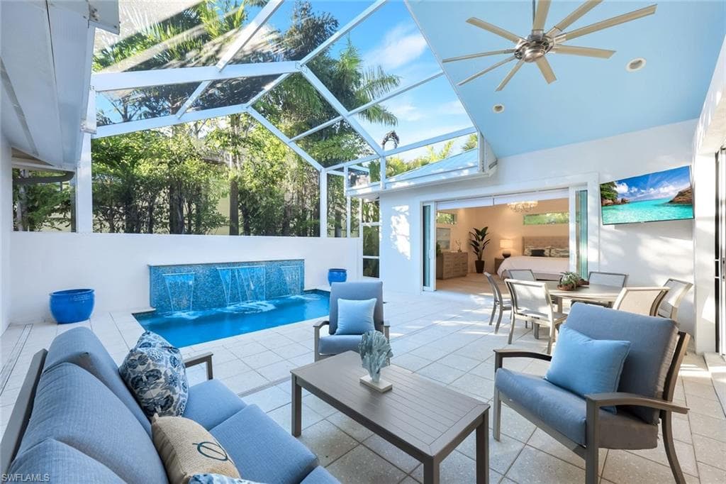 2100 Curtis ST, NAPLES FL 34112-21