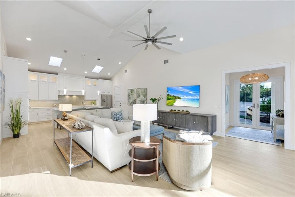 2100 Curtis ST, NAPLES FL 34112-7