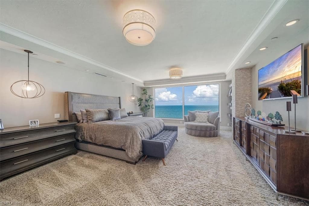 10 Seagate DR # 10N, NAPLES FL 34103-10