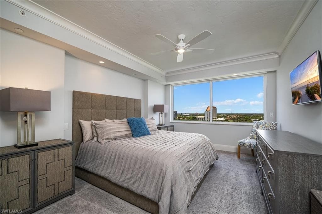 10 Seagate DR # 10N, NAPLES FL 34103-18