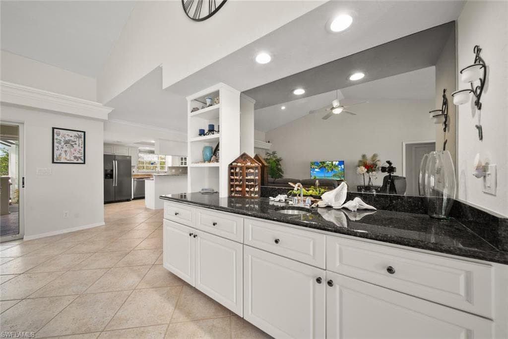 1426 Sand Castle RD, SANIBEL FL 33957-4