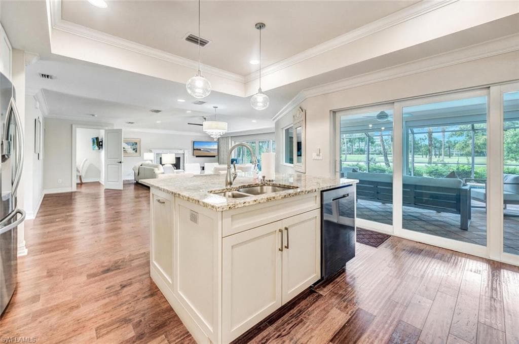 299 Mel Jen DR, NAPLES FL 34105-3