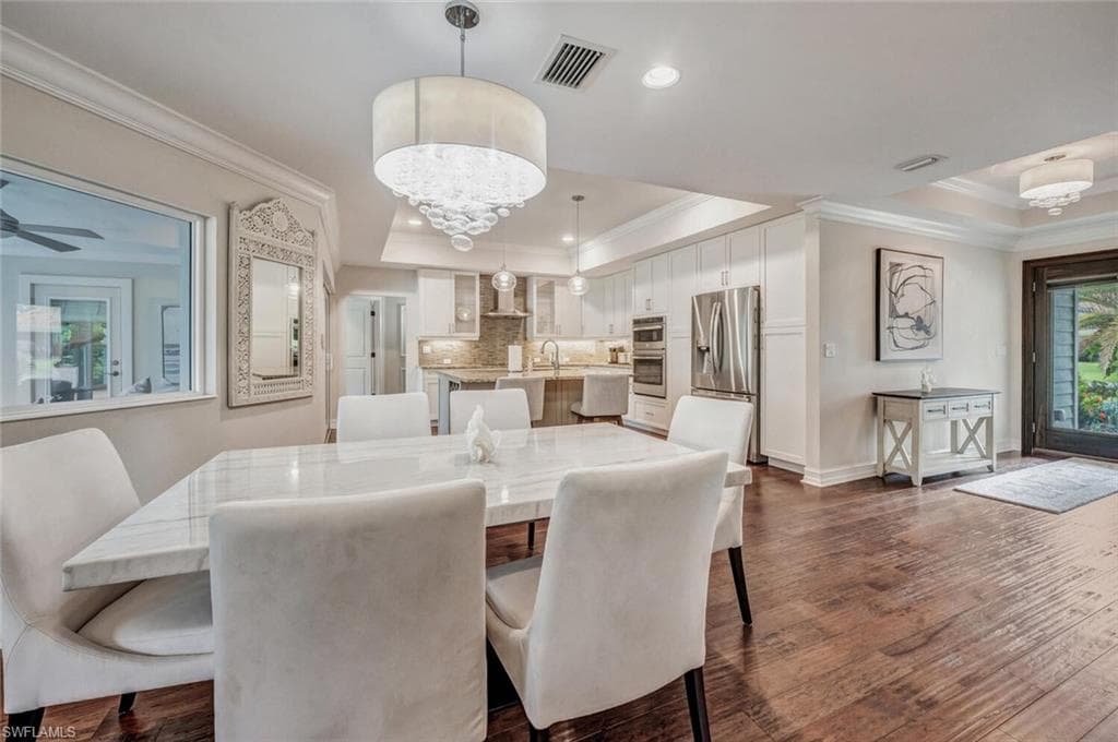 299 Mel Jen DR, NAPLES FL 34105-7