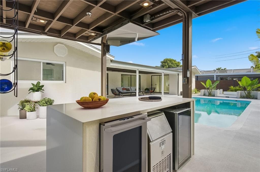 1560 Ricardo AVE, FORT MYERS FL 33901-39