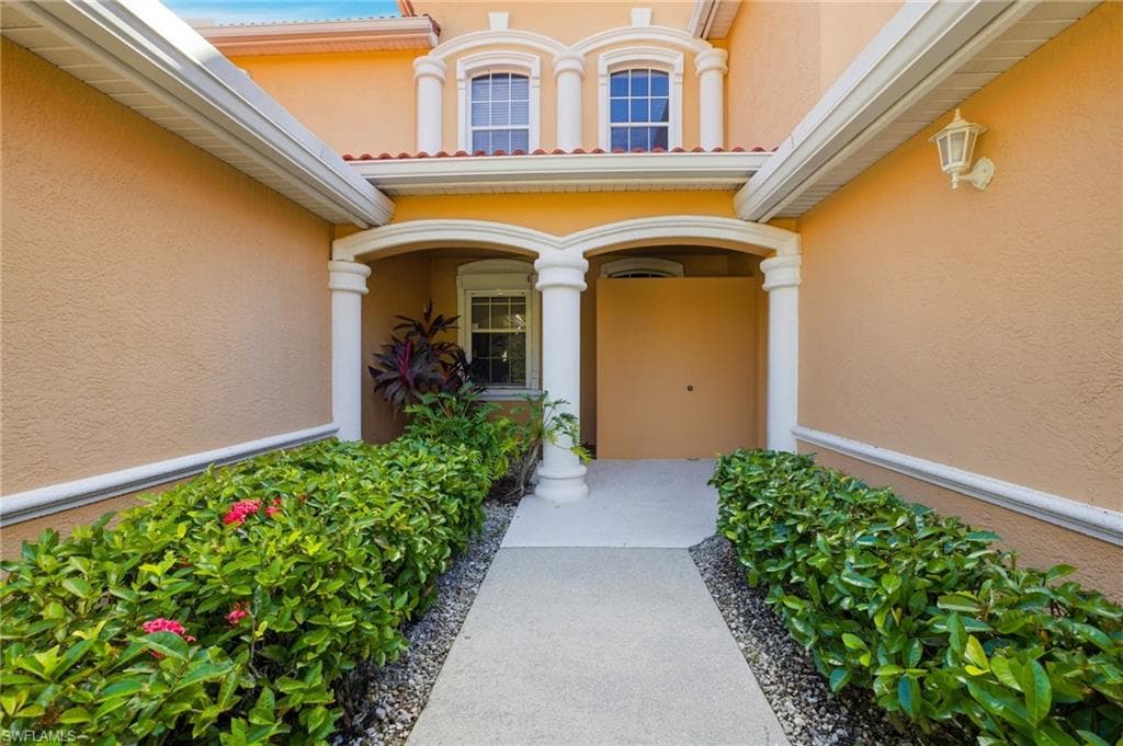 13831 Eagle Ridge Lakes DR # 202, FORT MYERS FL 33912-26