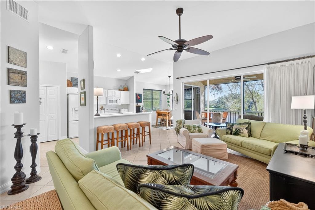 20935 Island Sound CIR # 201, ESTERO FL 33928-6