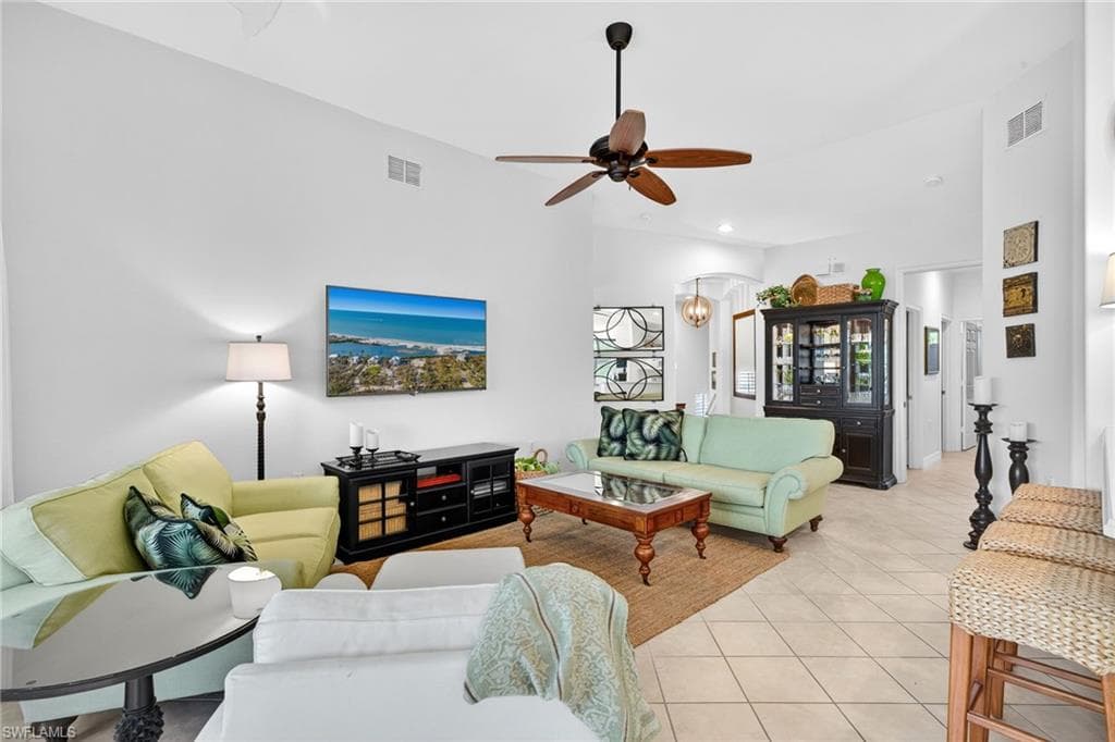 20935 Island Sound CIR # 201, ESTERO FL 33928-4