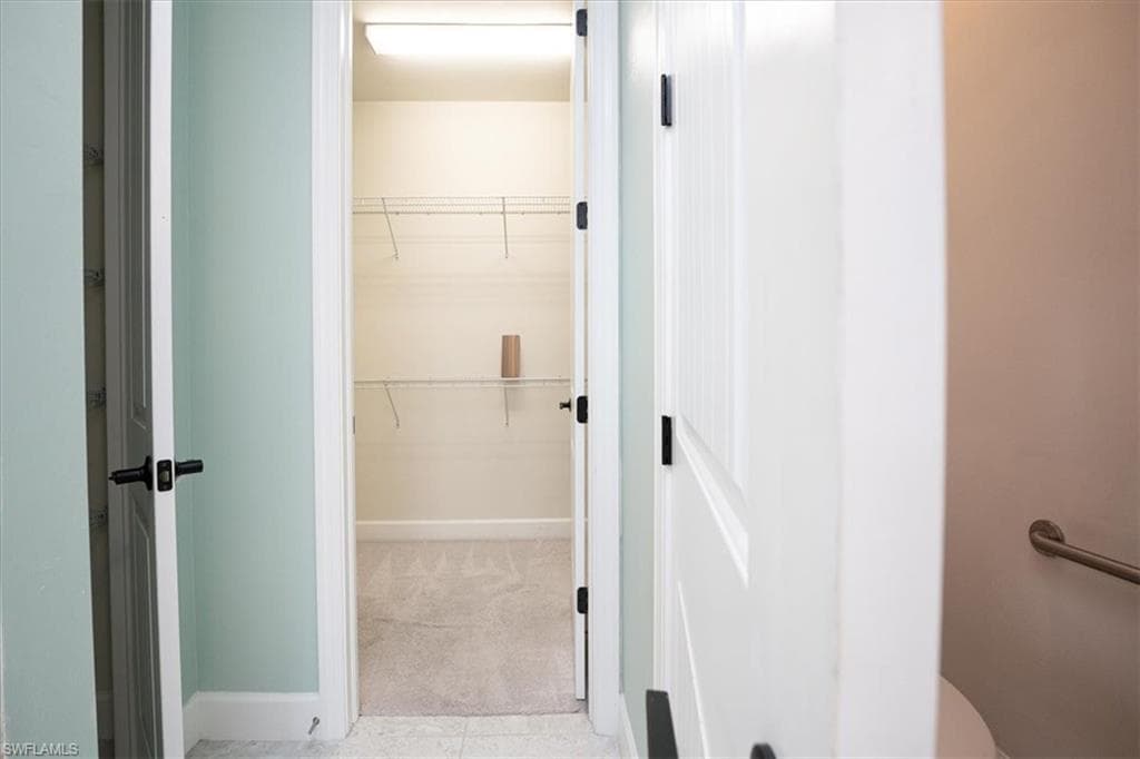 1996 Parson ST, NAPLES FL 34120-32