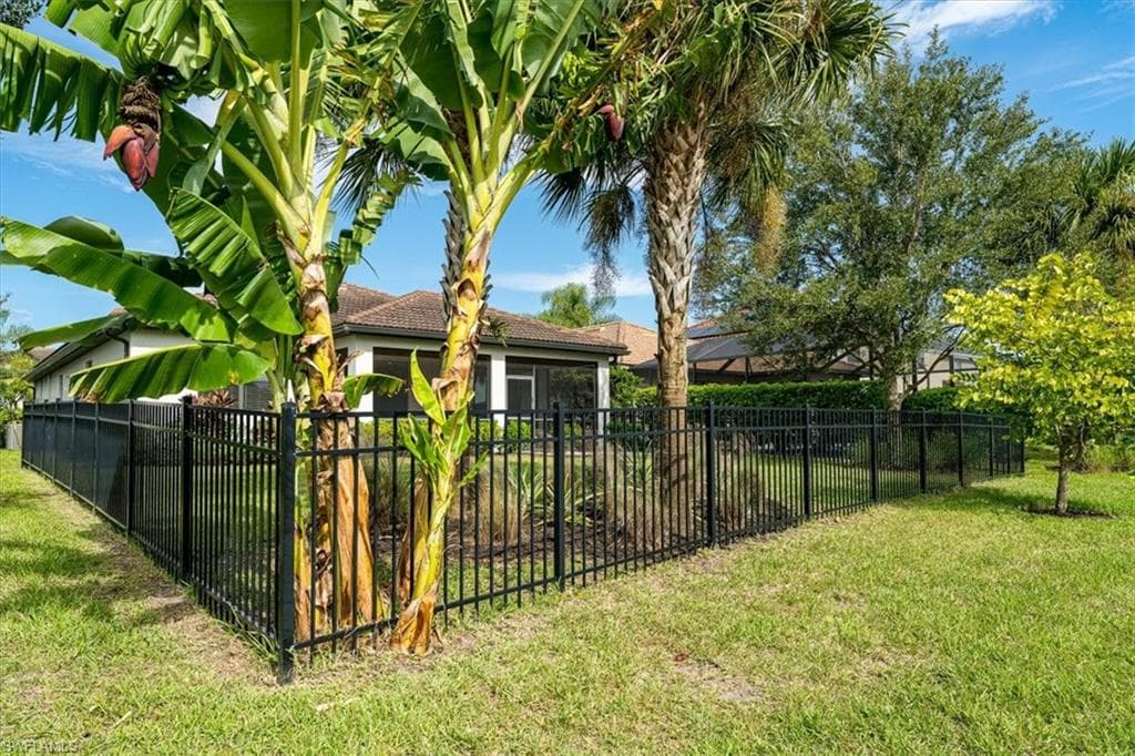 1996 Parson ST, NAPLES FL 34120-38