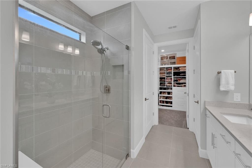 20240 Napa LOOP, ESTERO FL 33928-15