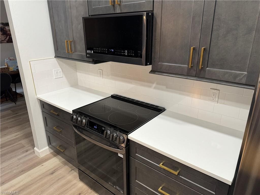 21596 Berwhich RUN, ESTERO FL 33928-6