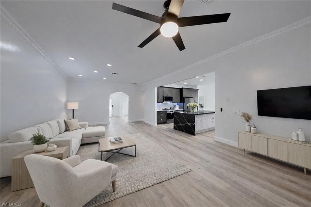 21596 Berwhich RUN, ESTERO FL 33928-4