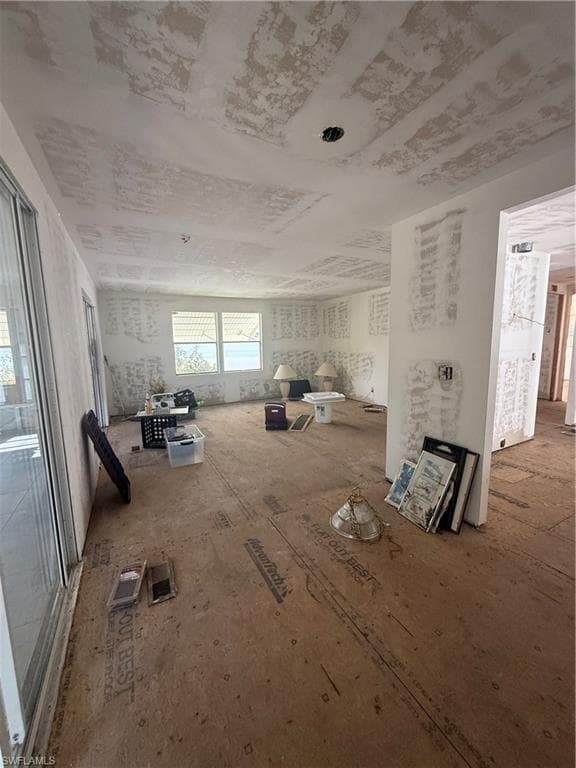 350 Shoreland DR, FORT MYERS FL 33905-30