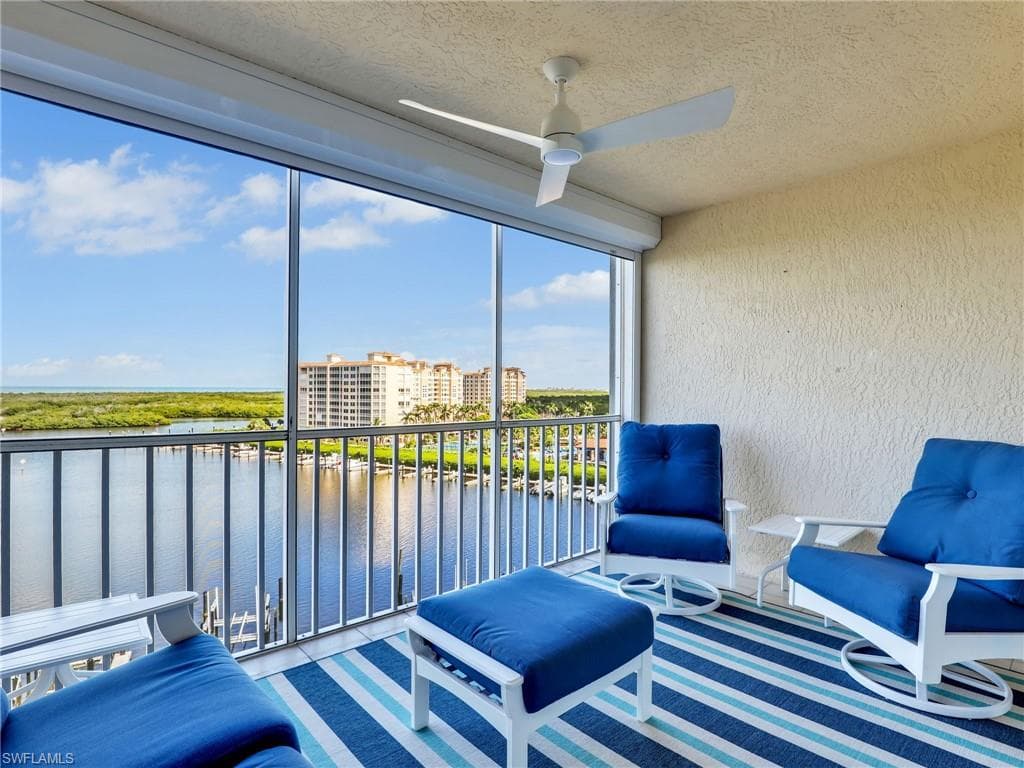 13105 Vanderbilt DR # 909, NAPLES FL 34110-16