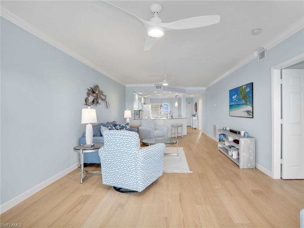 13105 Vanderbilt DR # 909, NAPLES FL 34110-27