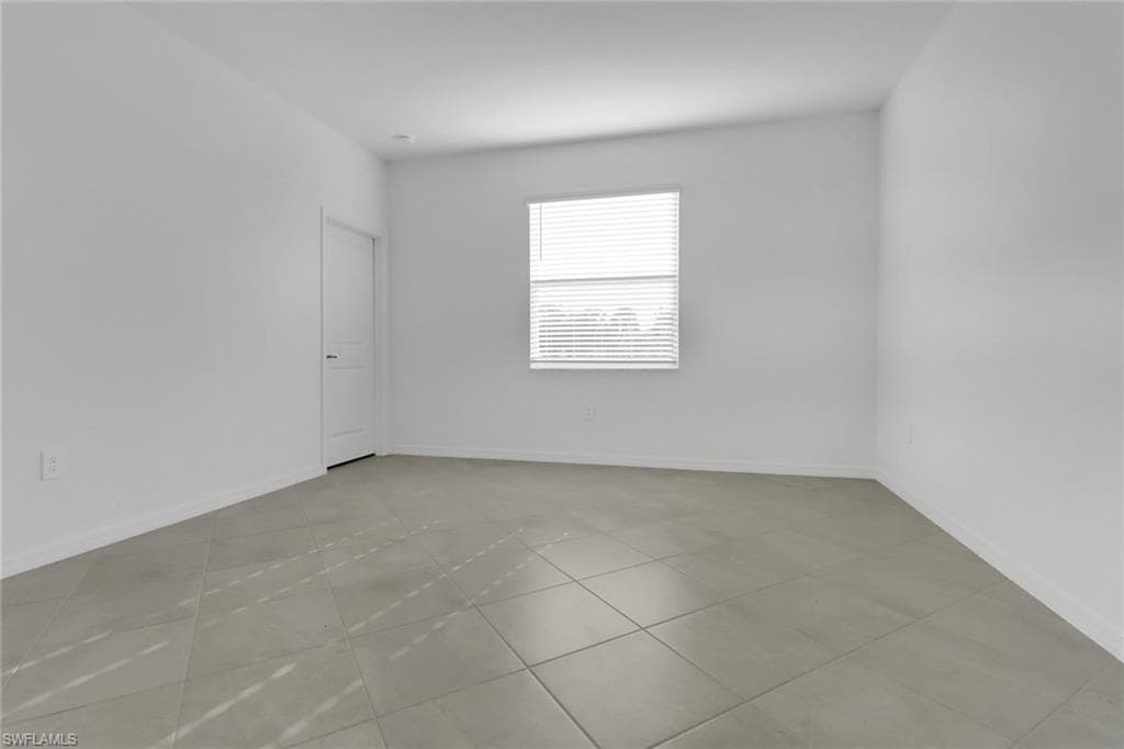 18789 Marlin Kite LN, NORTH FORT MYERS FL 33917-16