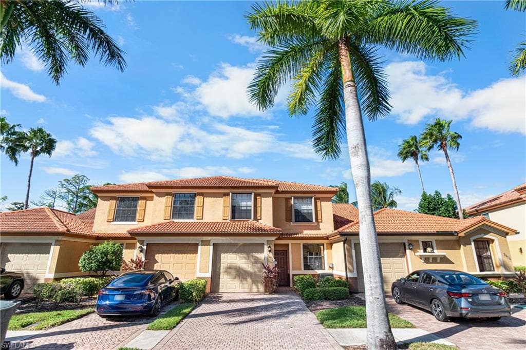 9070 Water Tupelo RD, FORT MYERS FL 33912-8