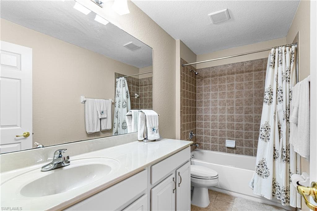 9070 Water Tupelo RD, FORT MYERS FL 33912-39